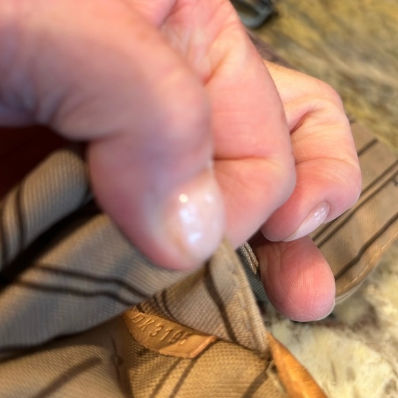 Authentic 🌼Louis Vuitton 🌼Neverful bag MM Reasonable offers please - Picture 13 of 14